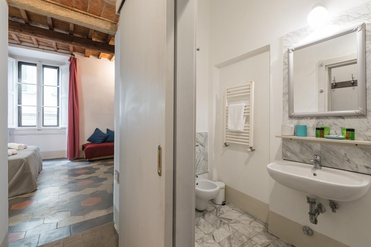 F7 - Santa Croce One Bedroom Flat For 2 Or 3 Guests Florença Exterior foto